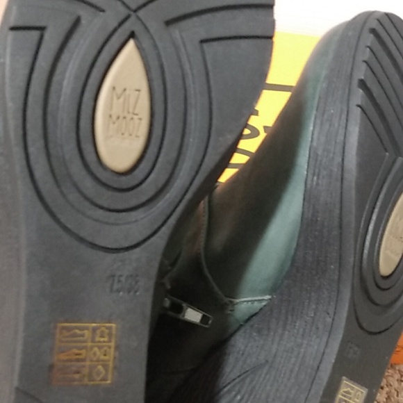 Miz Mooz Tora Boots - Picture 5 of 16